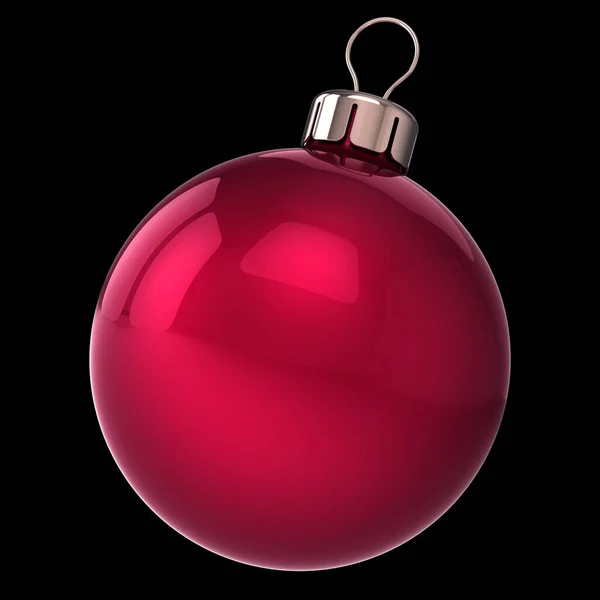 Bola de bauble de Natal vermelho brilhante decoração de véspera de Ano Novo — Fotografia de Stock