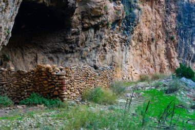 Benizar, Moratalla 'daki mağaralar (İspanya)