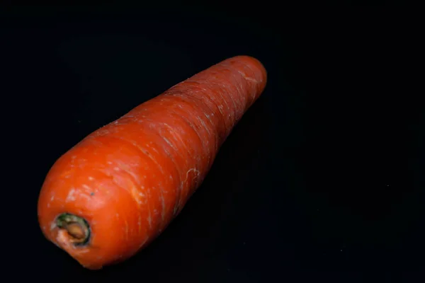 Καρότο Είναι Ένα Λαχανικό Πολύ Πλούσιο Βιταμίνες Και Καροτένια — Φωτογραφία Αρχείου