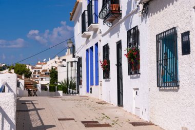 Altea, Alicante İspanya 'da eski ve güzel bir şehirdir..