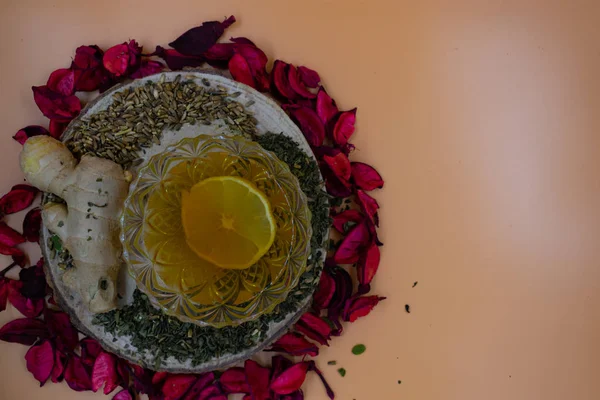 Geleneksel tıp bitkileri, naturopati.