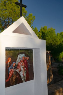 Eski şehrin calpe girişinde güzel bir inziva yeri, turistler için zorunlu bir ziyaret.