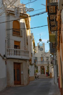 Kıyı kasabasının eski kasabası Calpe İspanya 'da ziyaret edilecek en güzel şehirlerden biridir.