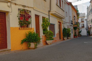 Kıyı kasabasının eski kasabası Calpe İspanya 'da ziyaret edilecek en güzel şehirlerden biridir.