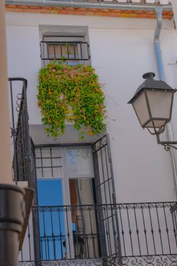 Benissa eski kasaba, kültürel ilgi çeken bir sahil kasabası.