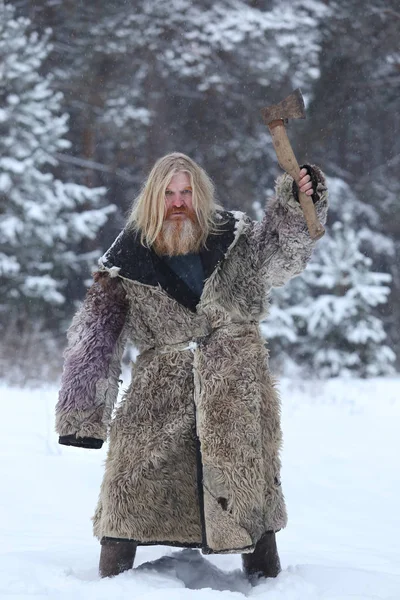 Portret Van Grootvader Met Lang Haar Een Baard Een Schapenvacht — Stockfoto