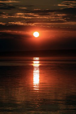 yaz manzara güzel günbatımı sakin Nehri