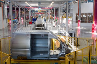 Yelabuga, Rusya - 12 Mayıs 2014: montaj hattı araçları Ford Sollers özel ekonomik bölgeye fabrika kurdu 