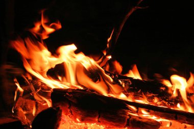 Gece makro kamp ateşi