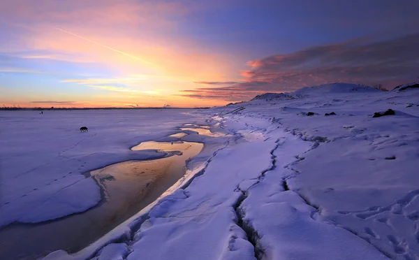 Winter Landscape Beautiful Sunset River Covered Ice City Horizon — Stock Photo, Image