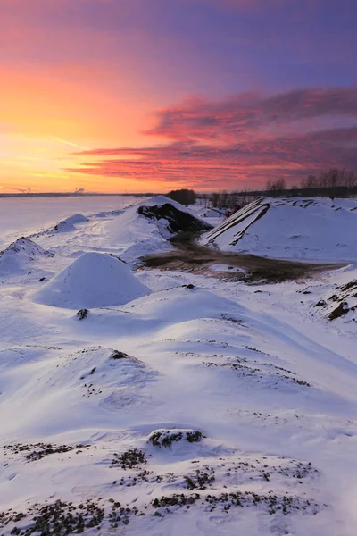 Winter Landscape Beautiful Sunset River Covered Ice City Horizon — Stock Photo, Image