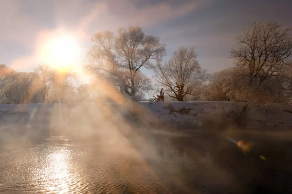 Vinter Landskap Frostiga Dag Floden Zai — Stockfoto