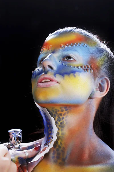 Close Body Art Girl Chameleon Dark Background Studio — Stock Photo, Image