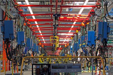 Yeni kaynak Dükkanı araba fabrika montaj hattı iç