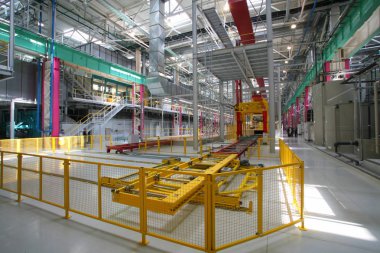 Yeni kaynak Dükkanı araba fabrika montaj hattı iç