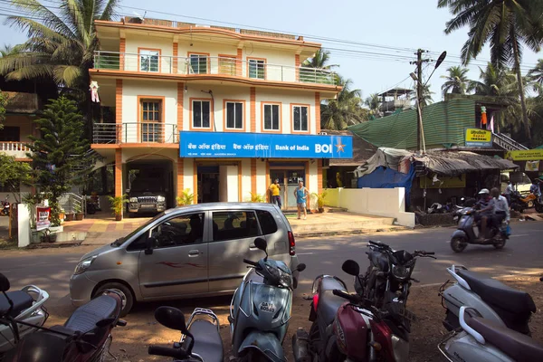 North Goa, Mandrem / India - December 2018: colorful streets in — Stock Photo, Image