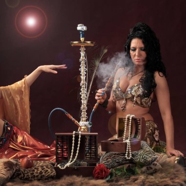 oryantal kızlar portresi