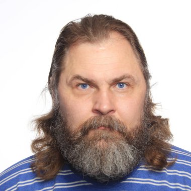 Sakallı bir adamın portresi.