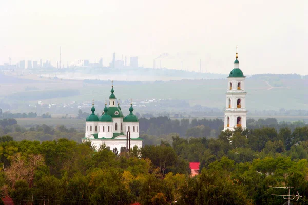 Stadsgezicht Spassky Cathedral Elabuga Zomer Bewolkt Dag — Stockfoto