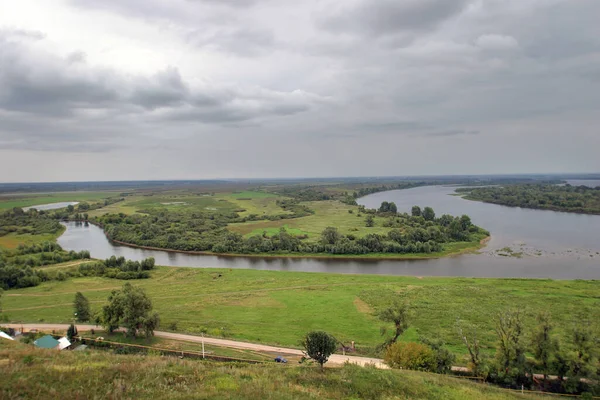 Elabuga Daki Lanet Yaz Manzarası Kama Nehri Çevresindeki Bir Tepenin — Stok fotoğraf