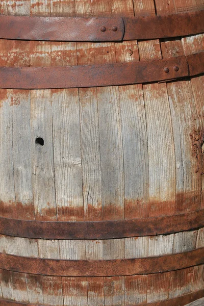 Close Big Old Wooden Barrel Rusted Metal Rings Village Summer — Stock Photo, Image
