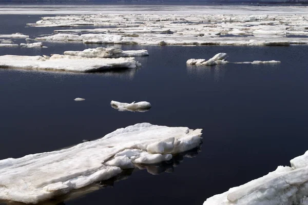 Ice Floated River Spring Break — Stock Photo, Image