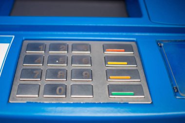 Atm sayı tuş takımını kapat