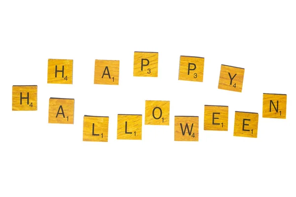 Roztroušené Happy Halloween Slovo Dřevěné Textury Izolované Bílém Pozadí Výstřižkem — Stock fotografie