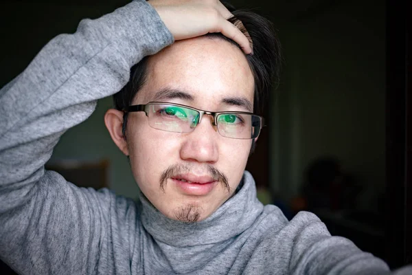 Portrait Asian Man Setting His Hair — Stok fotoğraf