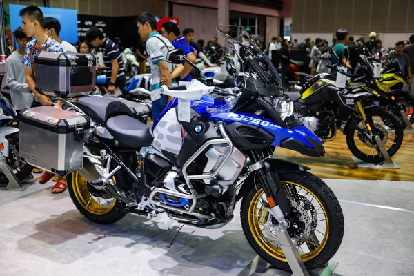 Bangkok, Tayland, 24 Ağustos 2019 - Bmw R1250gs Motor sergisinde bisiklet turu macerası