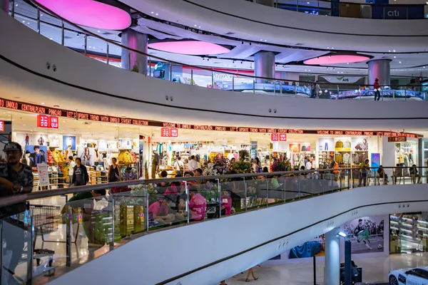 Bangkok Tailândia Setembro 2019 Uniqlo Loja Roupas Moda Centro Comercial — Fotografia de Stock