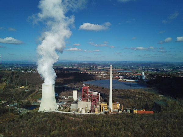 Steinkohlekraftwerk in Deutschland. Luftaufnahme, 2018.