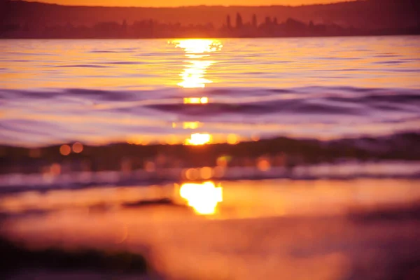 Por Sol Refletido Nas Ondas Lago Trilha Sol Água — Fotografia de Stock