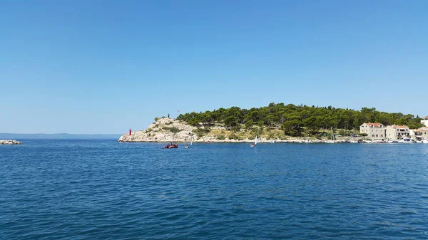 Schiereiland van St Peter in de buurt van Makarska-Midden-Dalmatië — Stockfoto