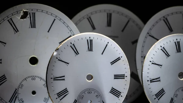 Saat Tamir Dükkanı Eski Atılmış Saat Sayfalarının Koleksiyonuna Zaman Efektleri — Stok fotoğraf