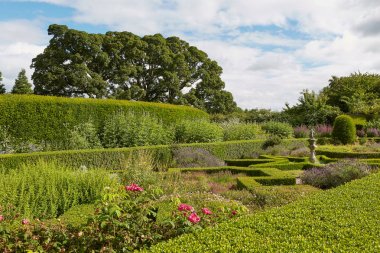 Cawdor Kalesi Inverness, İskoçya yakınlarındaki güzel bahçeleri ile çevrili