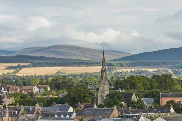 Άποψη μιας Ελεύθερης Εκκλησίας στην πόλη Invergordon στο Higland, Σκωτία, Ηνωμένο Βασίλειο — Φωτογραφία Αρχείου