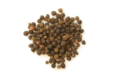 bezelye siyah ve tatlı kokulu biber beyaz arka plan karşı değil