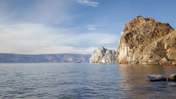 Verão Lago Baikal Ilha Olkhon Cabo Burkhan Shamanka — Vídeo de Stock