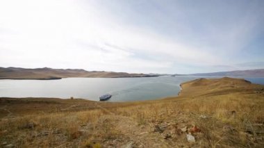 Yaz. Deniz baykal. Boğazı küçük deniz. Ogo ada manzara