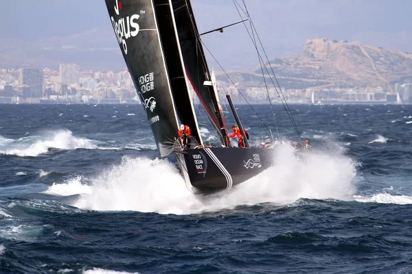 Takım Scallywag kısa bir süre sonra bacak 1 Alicante-Lizbon, Volvo okyanus yarış 2017-18 bir Alicante gördüğümüz en heyecan verici başlangıç başlatmak.