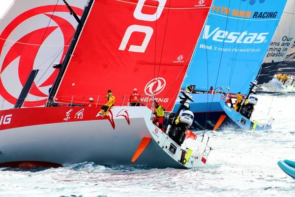 Bacak 1 Alicante-Lizbon, Volvo okyanus yarış 2017-18 bir Alicante gördüğümüz en heyecan verici başlangıç takım Dongfeng kısa bir süre sonra başlamak.