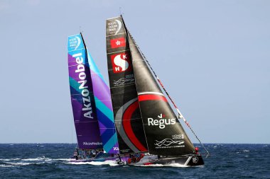 Kısa bir süre sonra kavga iki takım açık 65 teknelerden bacak 1 Alicante-Lizbon, Volvo okyanus yarış 2017-18 bir Alicante gördüğümüz en heyecan verici başlangıç başlatmak.