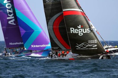 Kısa bir süre sonra kavga iki takım açık 65 teknelerden bacak 1 Alicante-Lizbon, Volvo okyanus yarış 2017-18 bir Alicante gördüğümüz en heyecan verici başlangıç başlatmak.