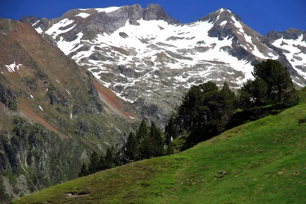 Montañas Los Pirineos Franceses Cerca Ciudad Artouste Cerca Frontera Con — Foto de Stock