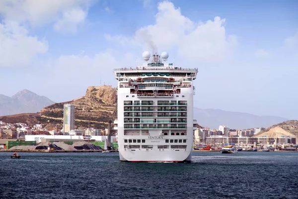 Gran Crucero Ventura Después Viaje Atracó Ciudad Alicante España — Foto de Stock