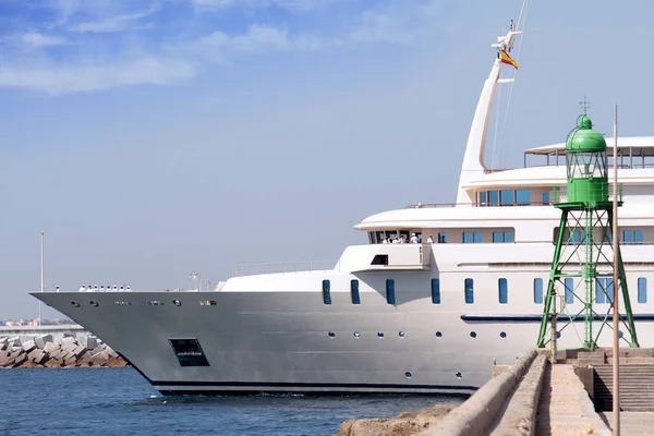 Yacht Privato Gigante Said Proprietà Del Sultano Dell Oman Lasciando — Foto Stock