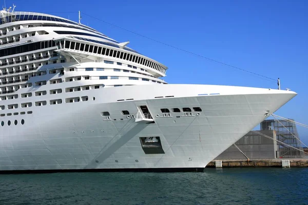 Gran Crucero Atracado Puerto Alicante España — Foto de Stock