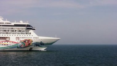 Lüks cruise bırakın sonra İspanya Akdeniz kıyısında Alicante bağlantı noktası şehirde yelken Norveççe Spirit.
