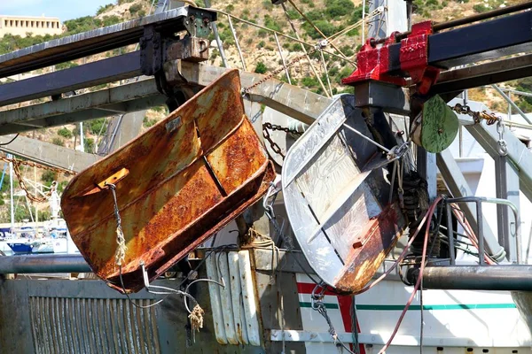 Trol Balıkçı Tekneleri Spanya Calpe Bağlantı Noktası Içinde Kıç Depolanan — Stok fotoğraf